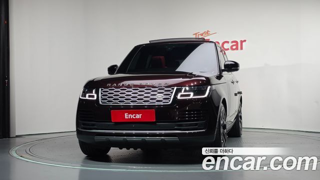 Land Rover Range Rover (IV) 4.4 SDV8 Vogue SE DIESEL 2018 — фото 3