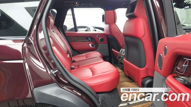 Land Rover Range Rover (IV) 4.4 SDV8 Vogue SE DIESEL 2018 — фото 12