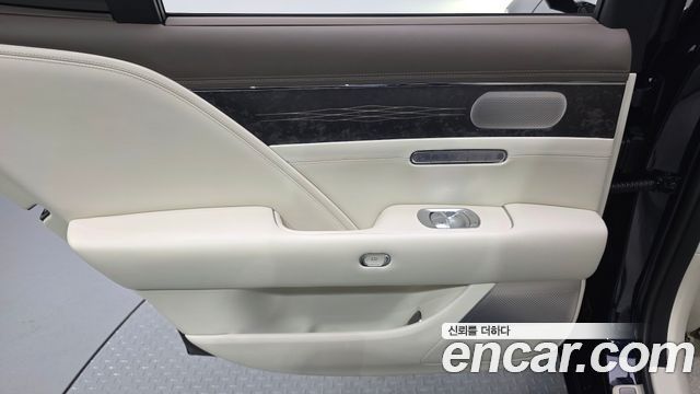 Genesis G90 (RS4) Gasoline 3.5 Turbo AWD 2023 — фото 25