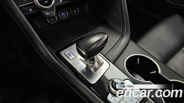 Genesis G70 Gasoline 2.0T 2WD 2021 — фото 9