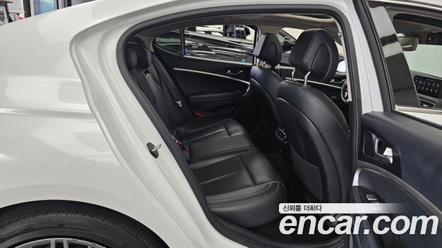 Genesis G70 Gasoline 2.0T 2WD 2021 — фото 11