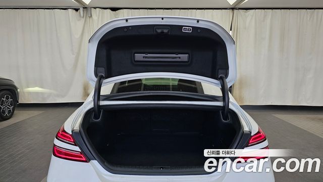 Genesis G70 Gasoline 2.0T 2WD 2021 — фото 18