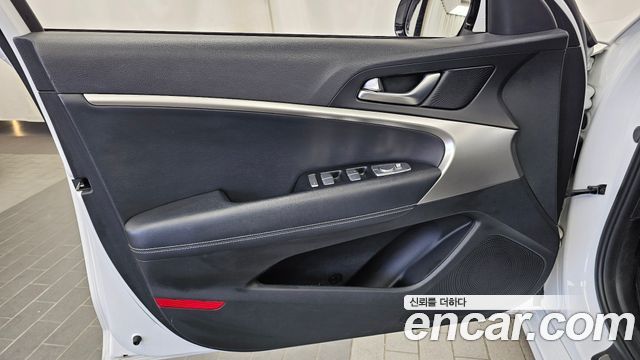 Genesis G70 Gasoline 2.0T 2WD 2021 — фото 24