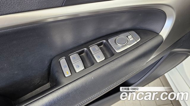 Genesis G70 Gasoline 2.0T 2WD 2021 — фото 29