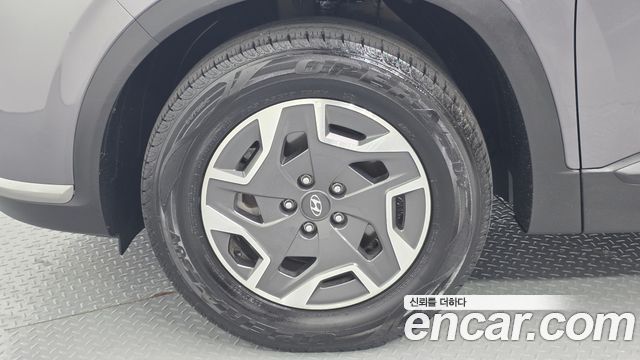 Hyundai Santa Fe HEV 1.6 2WD Exclusive 2023 — фото 5