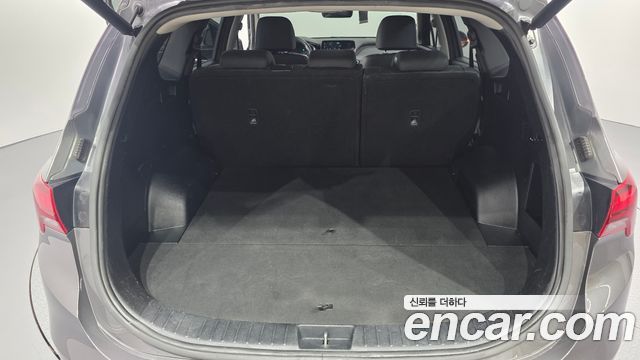 Hyundai Santa Fe HEV 1.6 2WD Exclusive 2023 — фото 17
