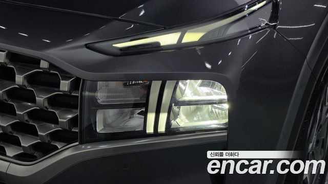 Hyundai Santa Fe HEV 1.6 2WD Exclusive 2023 — фото 22