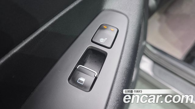 Hyundai Santa Fe HEV 1.6 2WD Exclusive 2023 — фото 29
