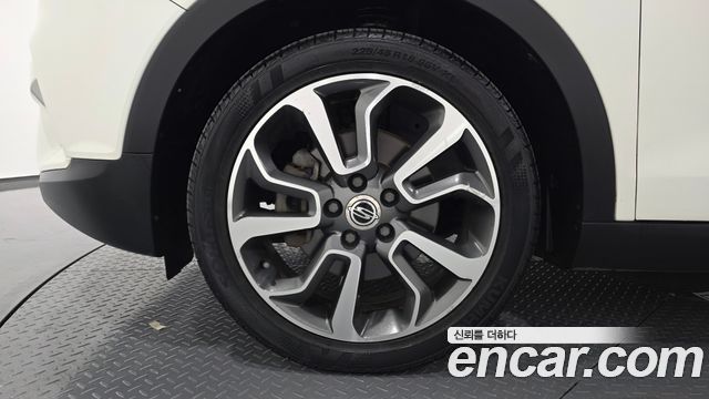KG Mobility (SsangYong) Tivoli LX 2WD 2016 — фото 5