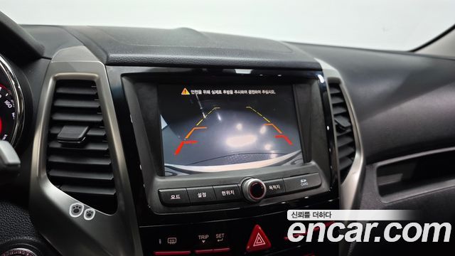 KG Mobility (SsangYong) Tivoli LX 2WD 2016 — фото 15