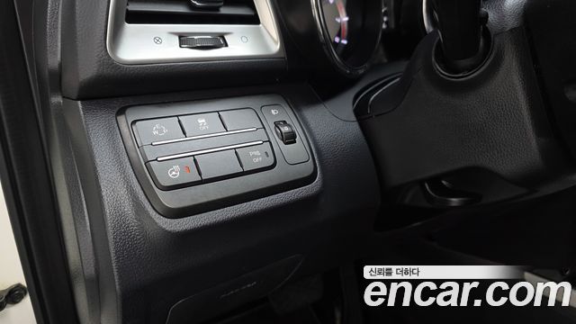 KG Mobility (SsangYong) Tivoli LX 2WD 2016 — фото 17