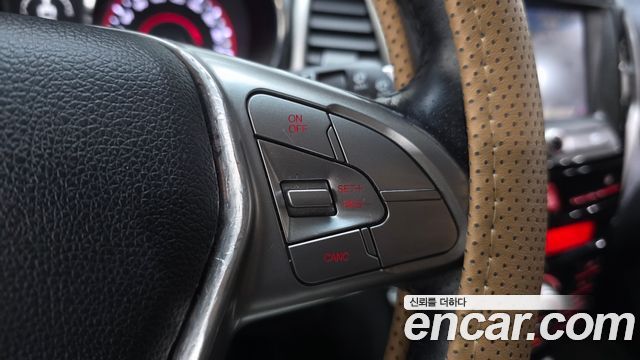 KG Mobility (SsangYong) Tivoli LX 2WD 2016 — фото 18
