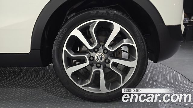 KG Mobility (SsangYong) Tivoli LX 2WD 2016 — фото 21