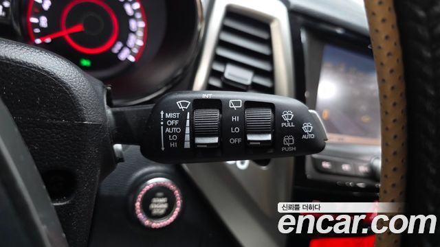 KG Mobility (SsangYong) Tivoli LX 2WD 2016 — фото 27