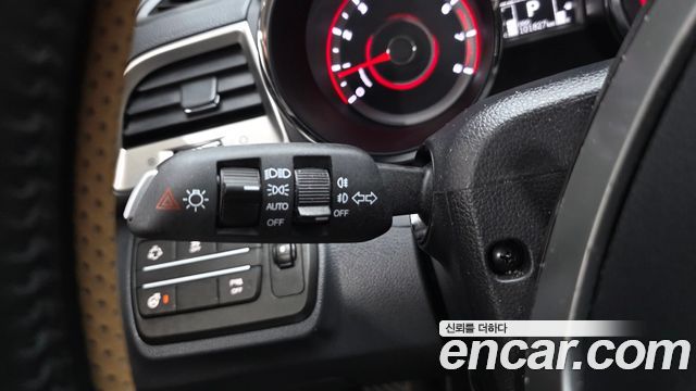 KG Mobility (SsangYong) Tivoli LX 2WD 2016 — фото 28