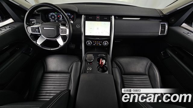 Land Rover Discovery 5 D250 S 2022 — фото 7