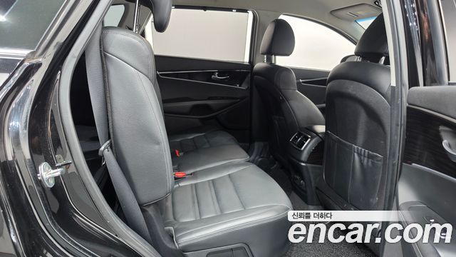 Kia Sorento Gasoline 2.0 Turbo 4WD Master Special 2020 — фото 11