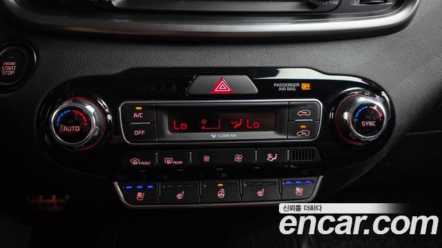 Kia Sorento Gasoline 2.0 Turbo 4WD Master Special 2020 — фото 33