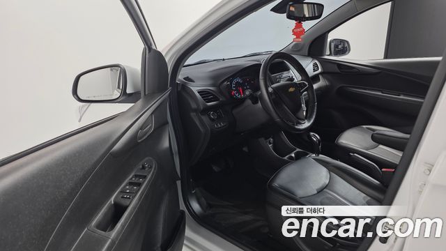 Chevrolet Spark LT 2019 — фото 10