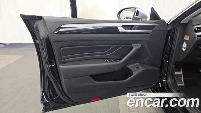 Volkswagen Arteon 2.0 TDI Prestige 2022 — фото 30