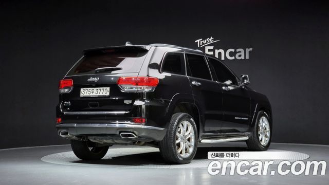Jeep Grand Cherokee 3.0 Diesel Overland Summit WK2 2016 — фото 2