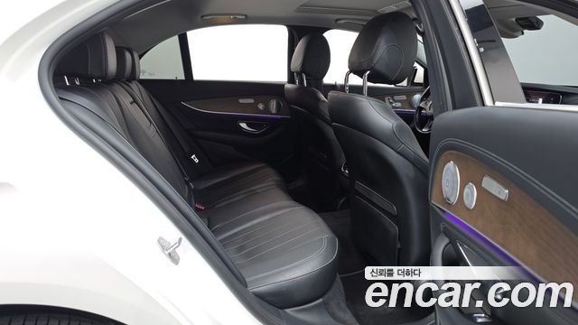 Mercedes-Benz E-Class (W213) E300 Exclusive 2018 — фото 11