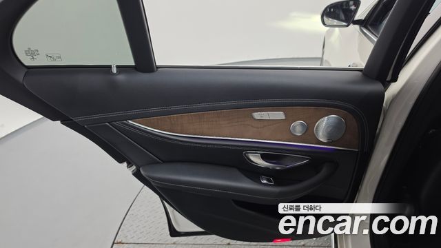Mercedes-Benz E-Class (W213) E300 Exclusive 2018 — фото 25