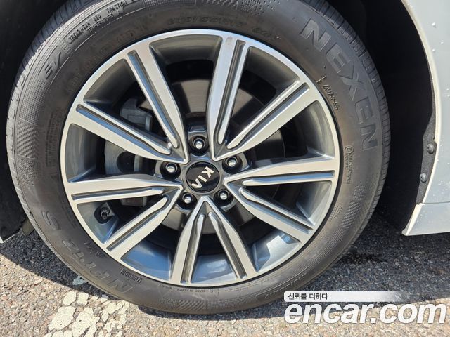 Kia K5 (II) 2.0 Prestige 2020 — фото 5