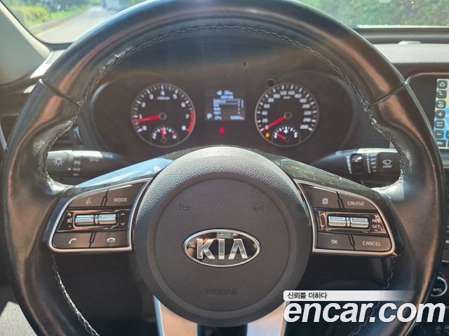 Kia K5 (II) 2.0 Prestige 2020 — фото 19