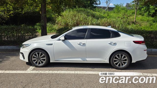 Kia K5 (II) 2.0 Prestige 2020 — фото 24
