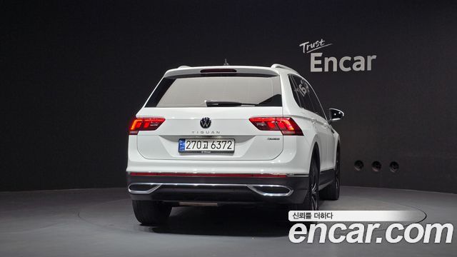 Volkswagen Tiguan (II) 2.0 TDI 4-Motion Premium 2021 — фото 4