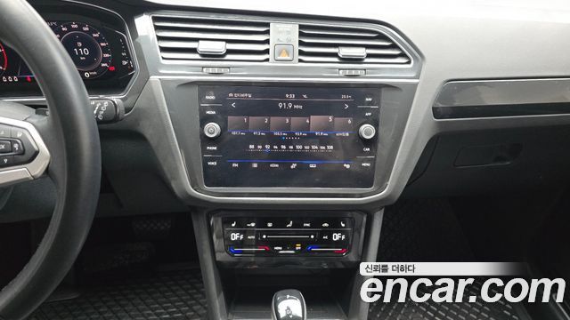 Volkswagen Tiguan (II) 2.0 TDI 4-Motion Premium 2021 — фото 29