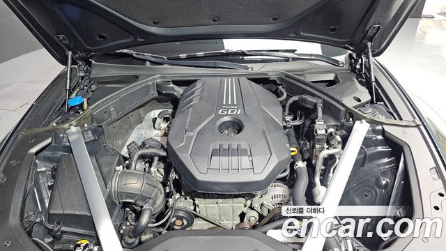 Genesis G70 Shooting Brake Gasoline 2.0T 4WD 2023 — фото 6