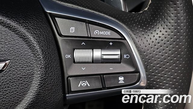 Genesis G70 Shooting Brake Gasoline 2.0T 4WD 2023 — фото 18