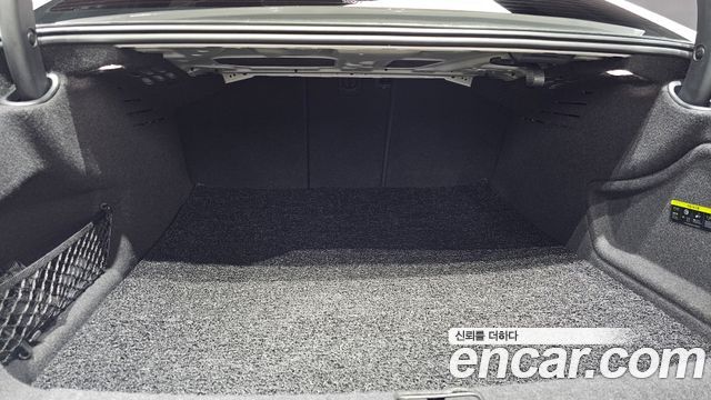 Audi A6 (C8) 40 TDI Quattro Premium 2023 — фото 32