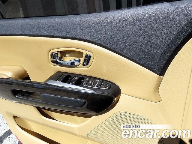 Kia Carnival Gasoline 9-Seater Hi-Limousine Noblesse Special 2019 — фото 15