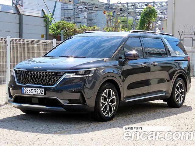 Kia Carnival (IV) Gasoline 9-Seater Noblesse 2023 — фото 2