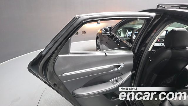 Hyundai Sonata (DN8) 1.6 Turbo Inspiration 2022 — фото 31