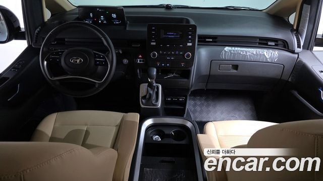 Hyundai Staria L3.5 Cargo 5-Seater Modern 2023 — фото 7