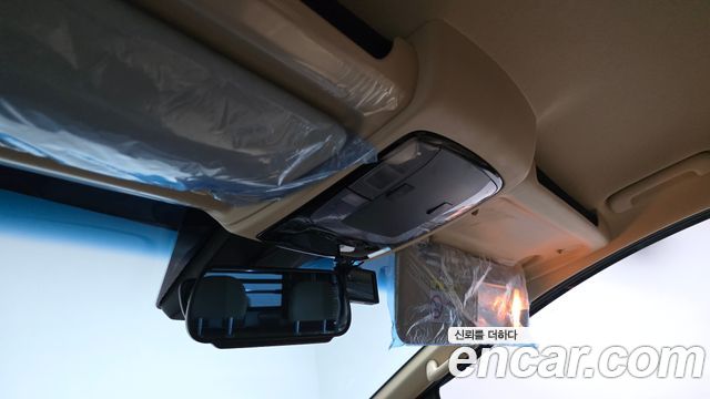 Hyundai Staria L3.5 Cargo 5-Seater Modern 2023 — фото 19