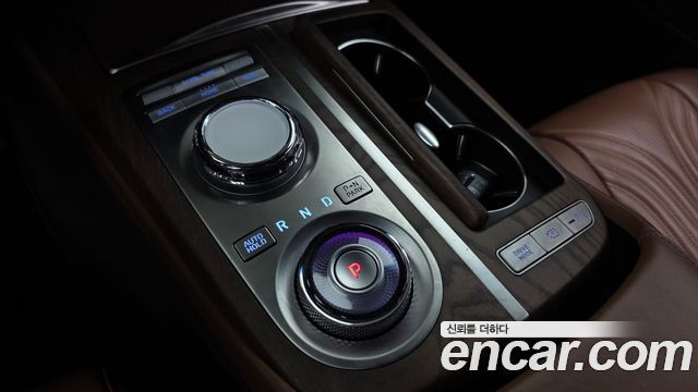 Genesis G80 (RG3) Gasoline 2.5 Turbo AWD 2024 — фото 9