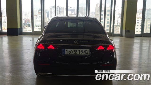 Mercedes-Benz E-Class (W214) E300 4MATIC Exclusive 2025 — фото 4