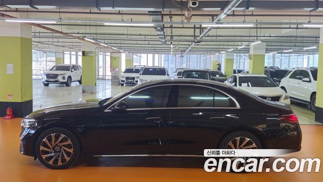 Mercedes-Benz E-Class (W214) E300 4MATIC Exclusive 2025 — фото 23