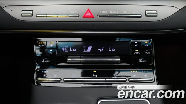 Hyundai Grandeur (IG) 3.0 LPi Rent Car Premium 2022 — фото 18