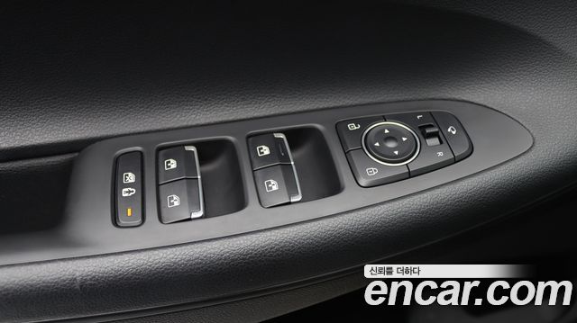 Hyundai Grandeur (IG) 3.0 LPi Rent Car Premium 2022 — фото 21