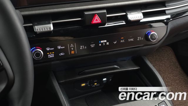 Kia Sportage Hybrid (V) HEV 1.6 2WD Signature 2026 — фото 23