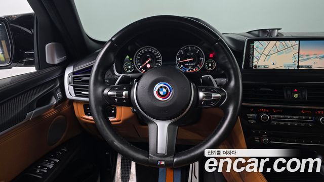 BMW X6 (F16) M50d 2016 — фото 13