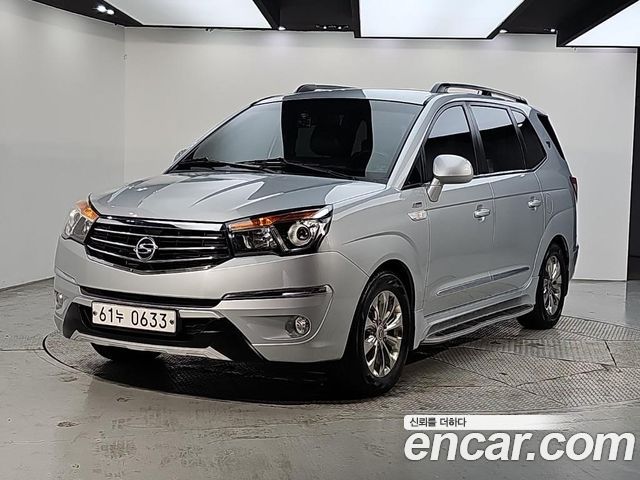 KG Mobility (SsangYong) Korando Turismo 4WD TX 9-seater