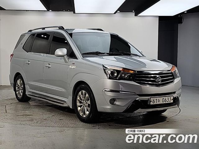 KG Mobility (SsangYong) Korando Turismo 4WD TX 9-seater 2016 — фото 2
