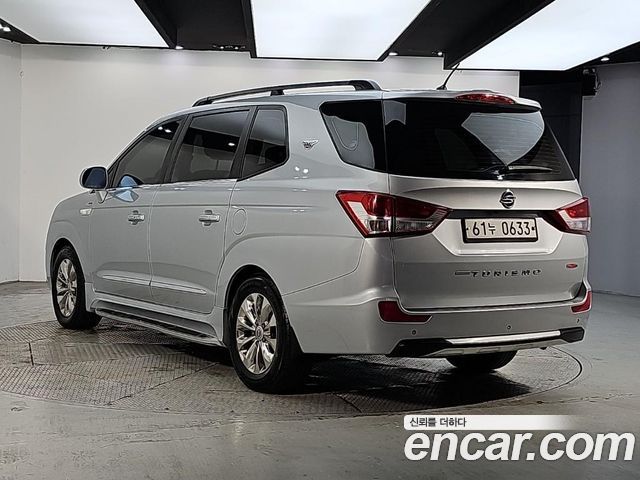KG Mobility (SsangYong) Korando Turismo 4WD TX 9-seater 2016 — фото 3